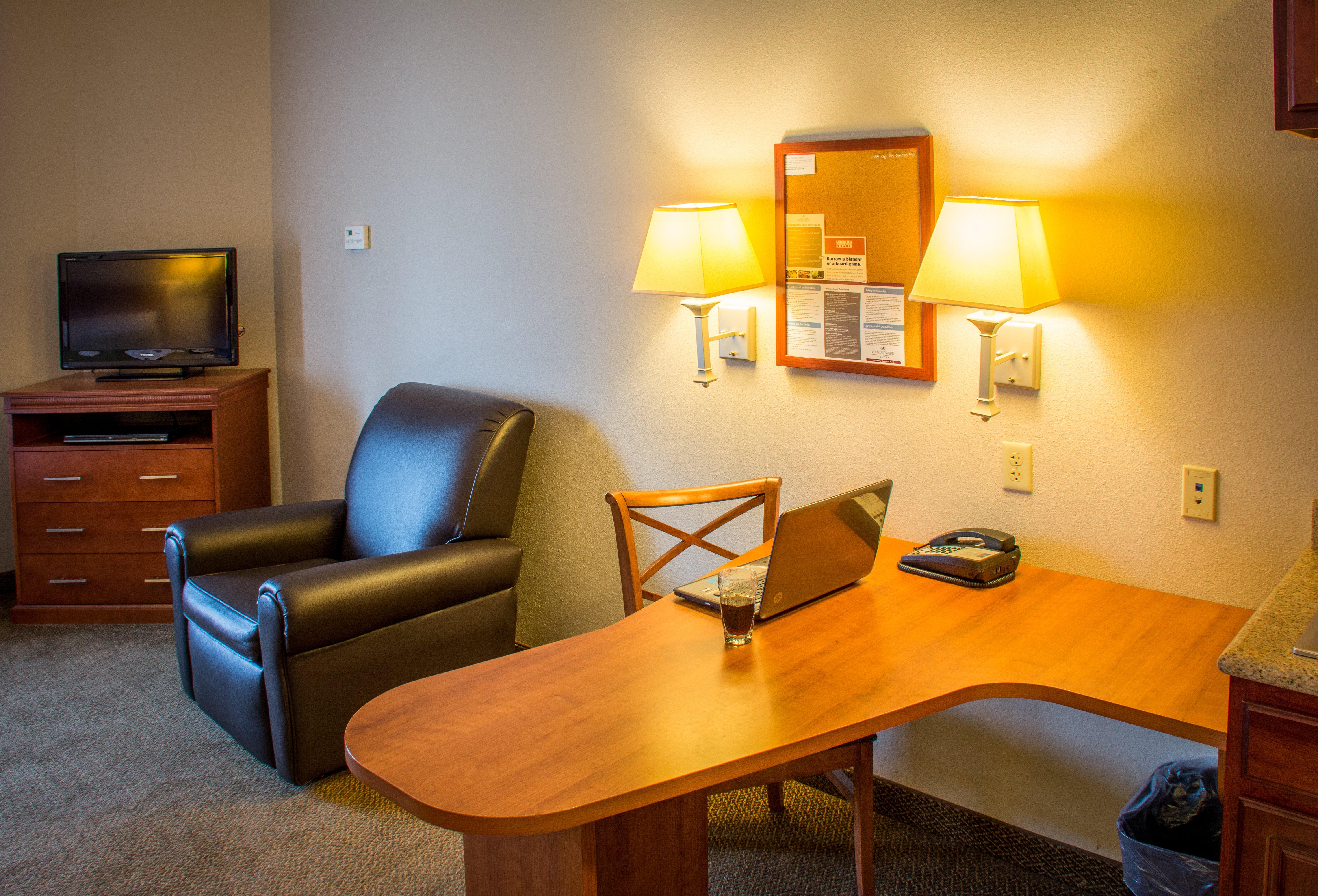 Candlewood Suites South Bend Airport, An Ihg Hotel Екстериор снимка