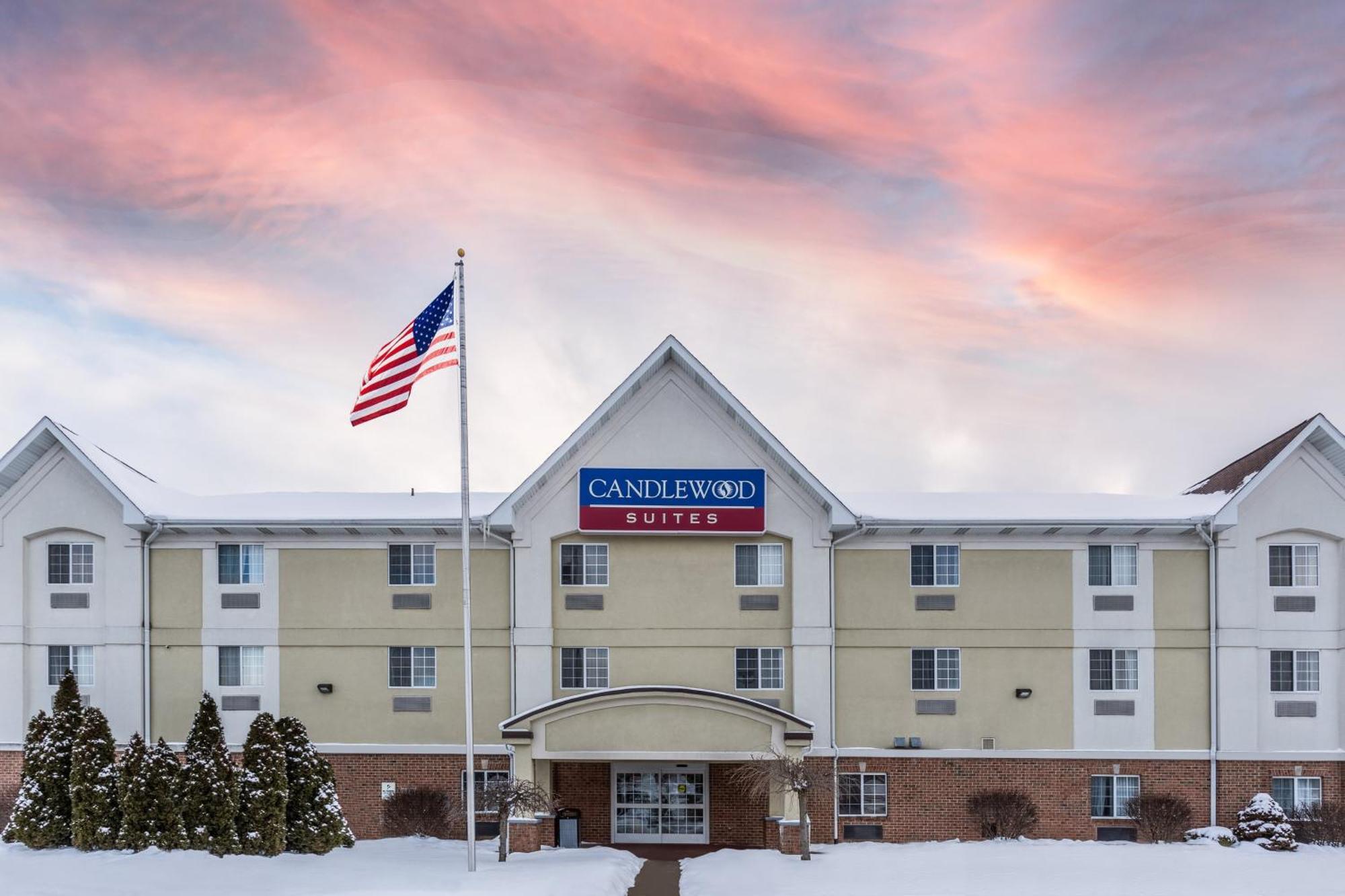 Candlewood Suites South Bend Airport, An Ihg Hotel Екстериор снимка