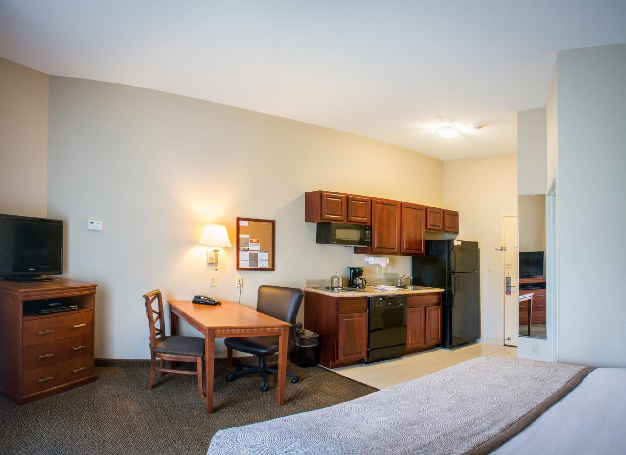 Candlewood Suites South Bend Airport, An Ihg Hotel Екстериор снимка